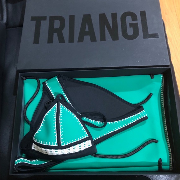 triangl Farrah Crochet/Neoprene bathing suit - Picture 3 of 6